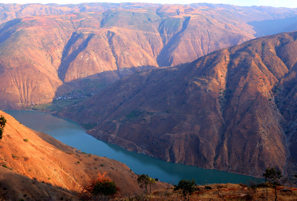 迤沙拉民族文化村四大家族,彝族迤沙拉村