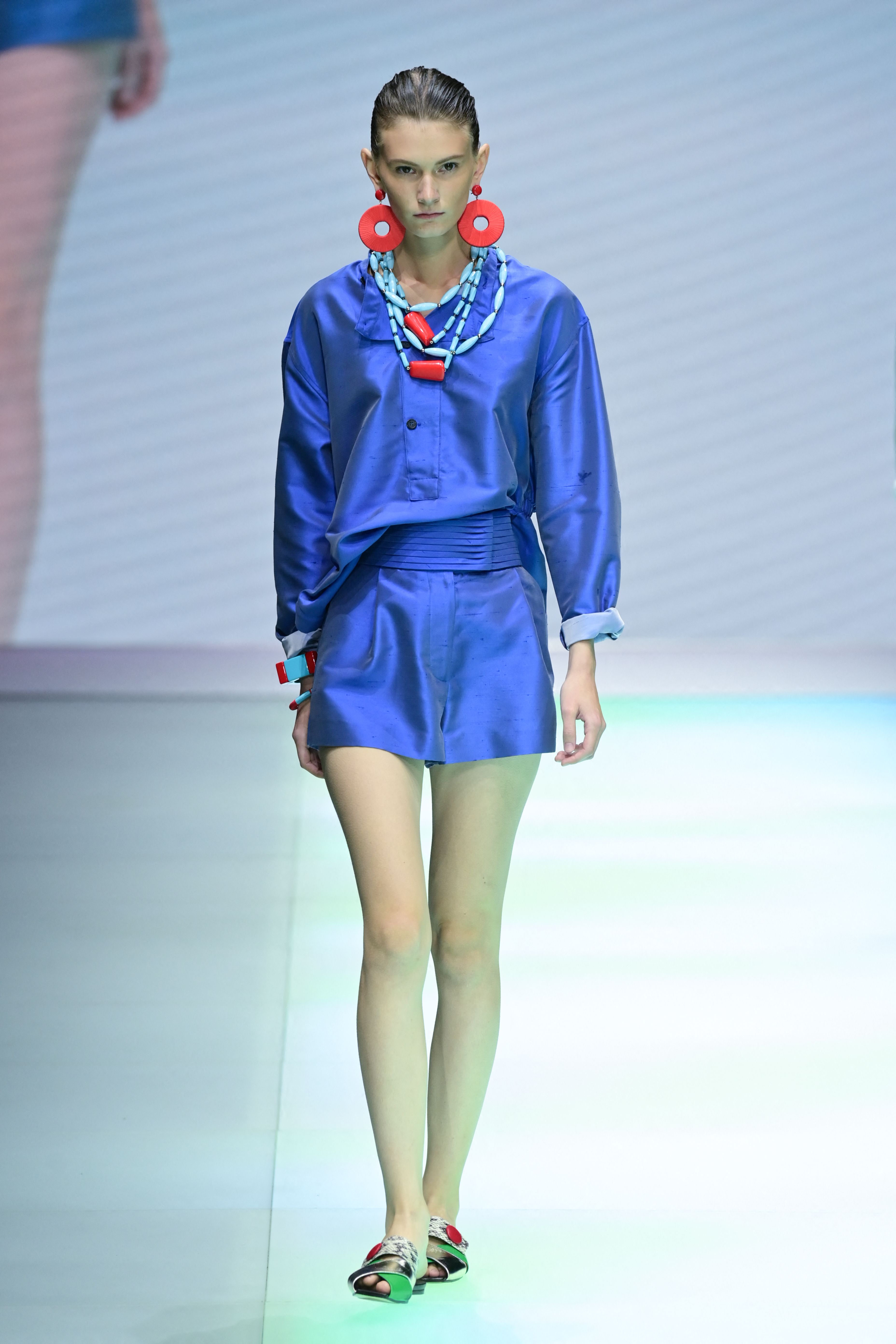 米兰时装周春夏,米兰时装周阿玛尼品牌时装秀