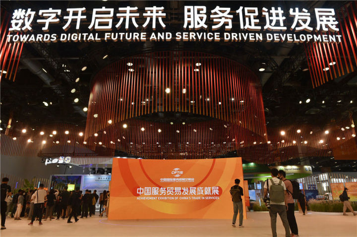 新华时评疫情防控非常精细,疫情期间人民至上生命至上的看法