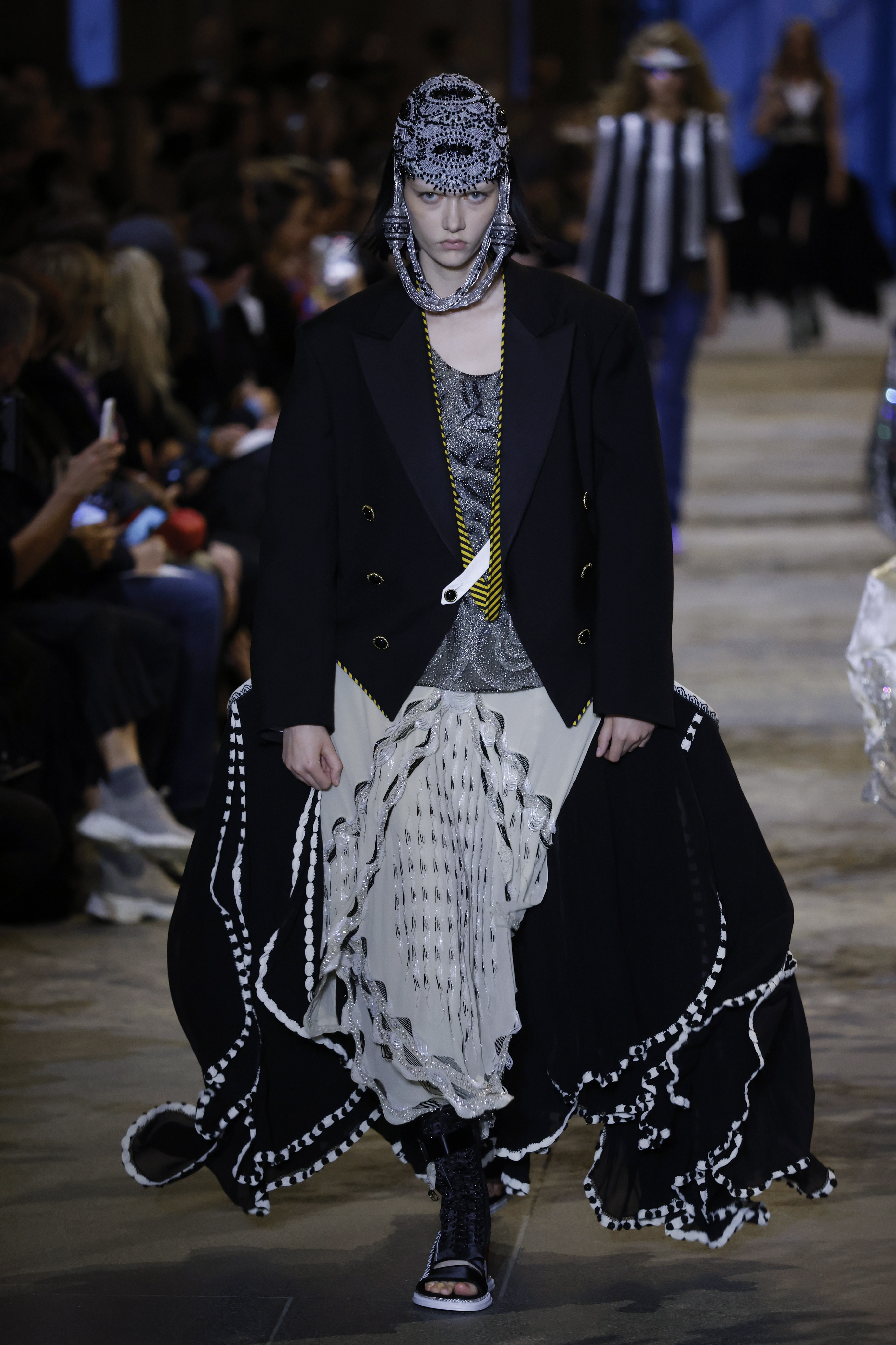 巴黎时装周路易威登2022春夏女装,巴黎时装周成衣秀