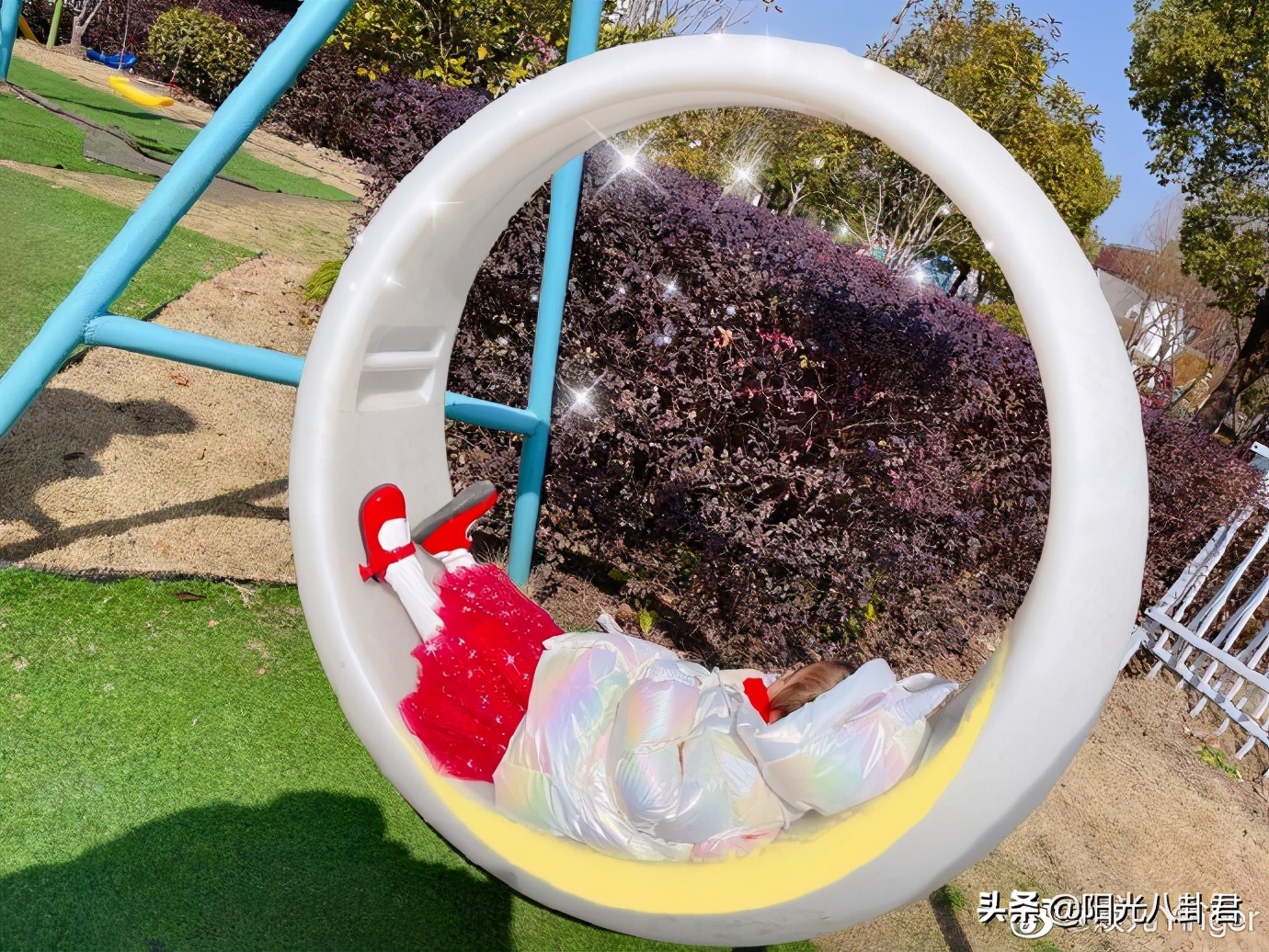 颖儿晒娃,颖儿小月亮正面照