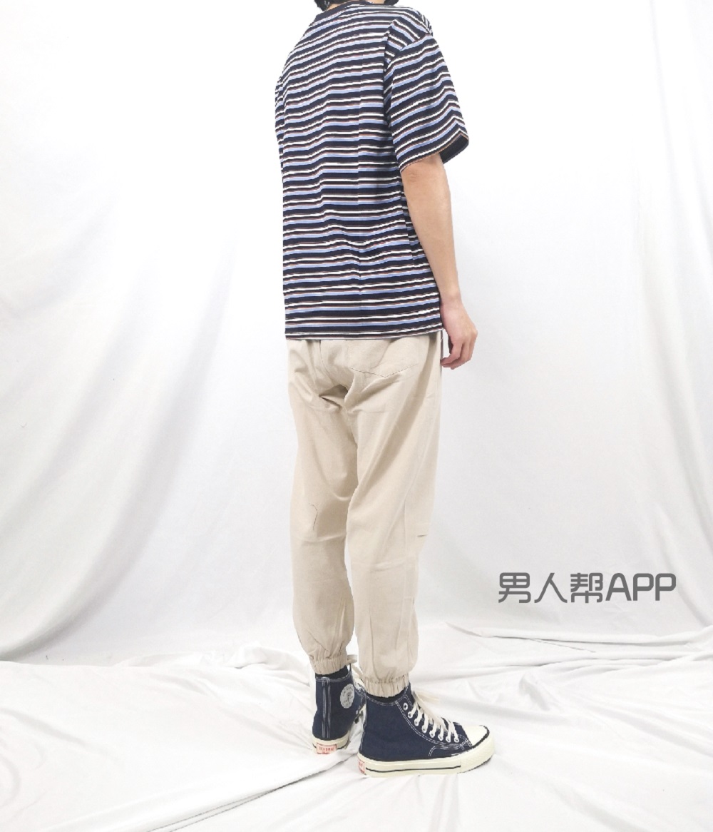 清爽的条纹系穿搭让造型简单时髦,炫彩条纹针织明星穿搭