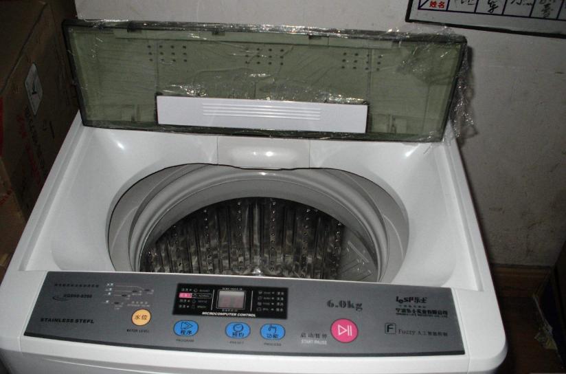 海尔美的小天鹅波轮哪个好,洗衣机烘干机海尔美的小天鹅