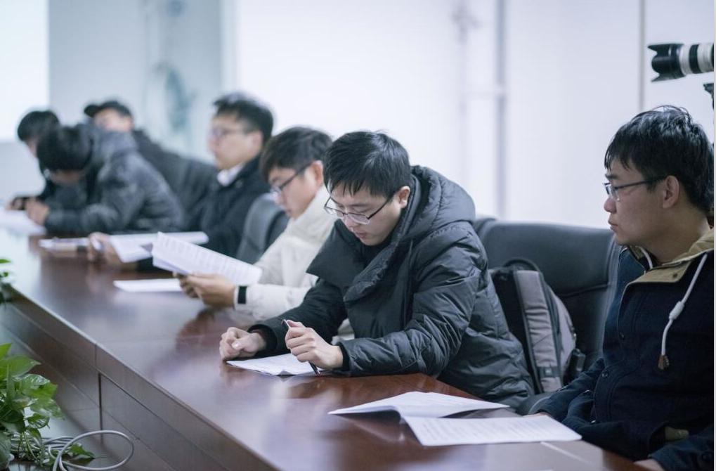 如何让码农直通CTO？探访百战卓越班的衡水中学模式