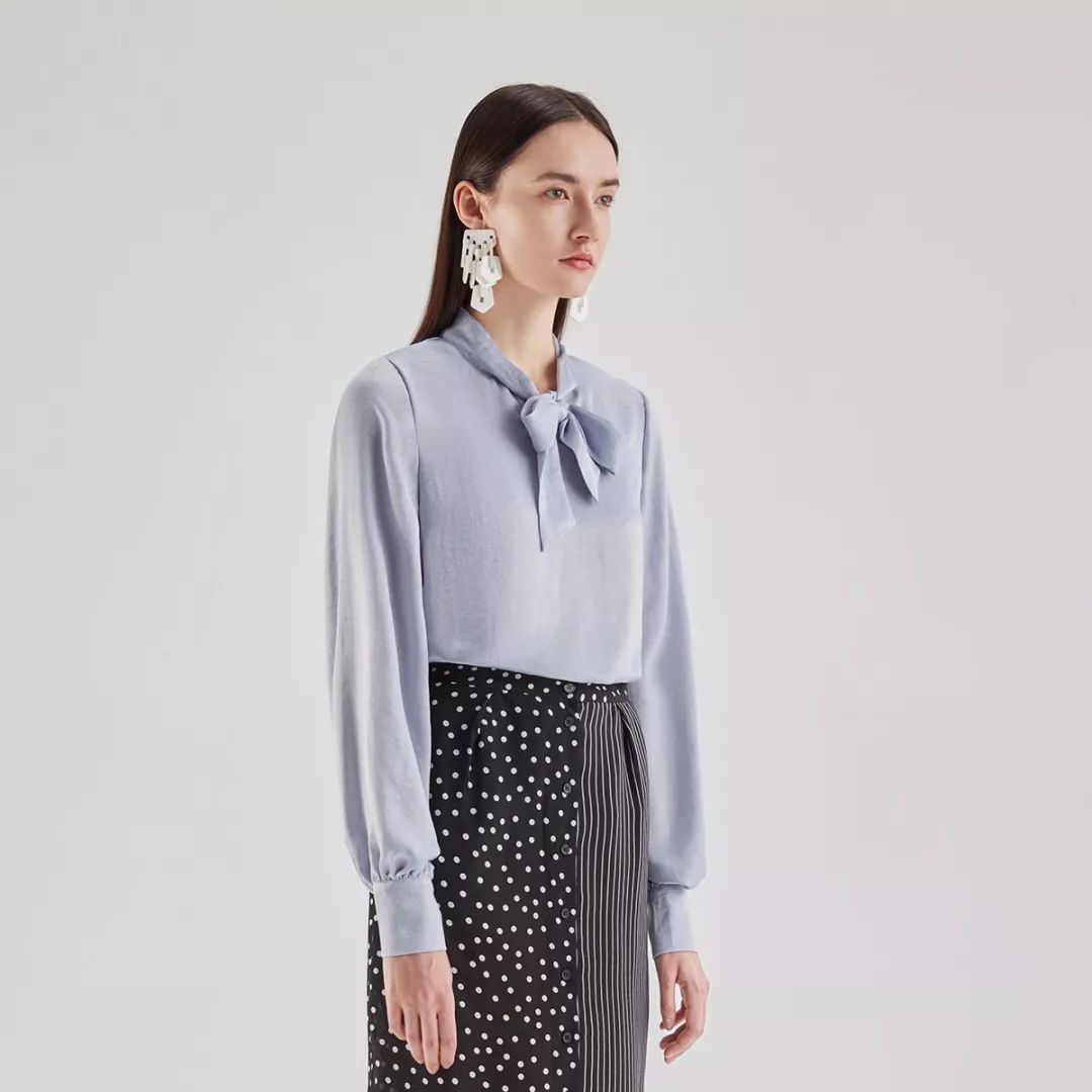 这20款惊艳的蓝色单品看一眼就迷上了。