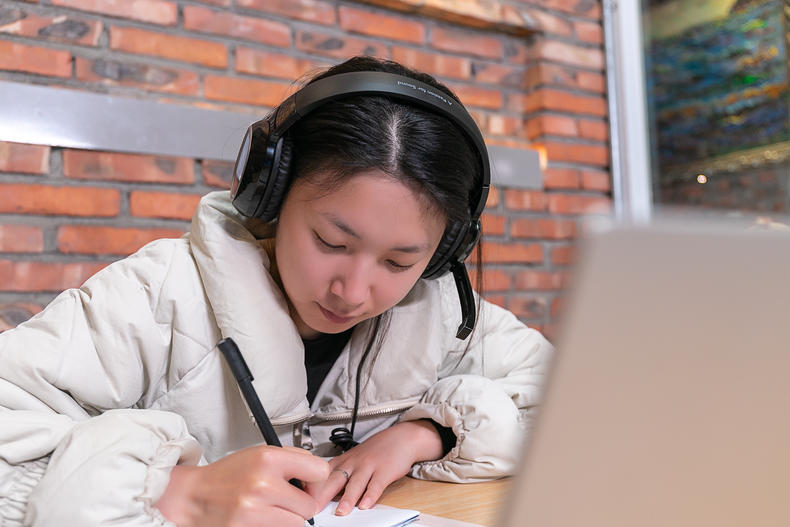 讲真课堂网站在哪里找,讲真网课堂