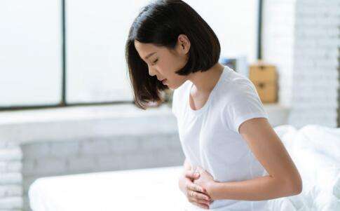 小腹总是传来疼痛?千万别忍着,可能是这7种原因在“惹祸”
