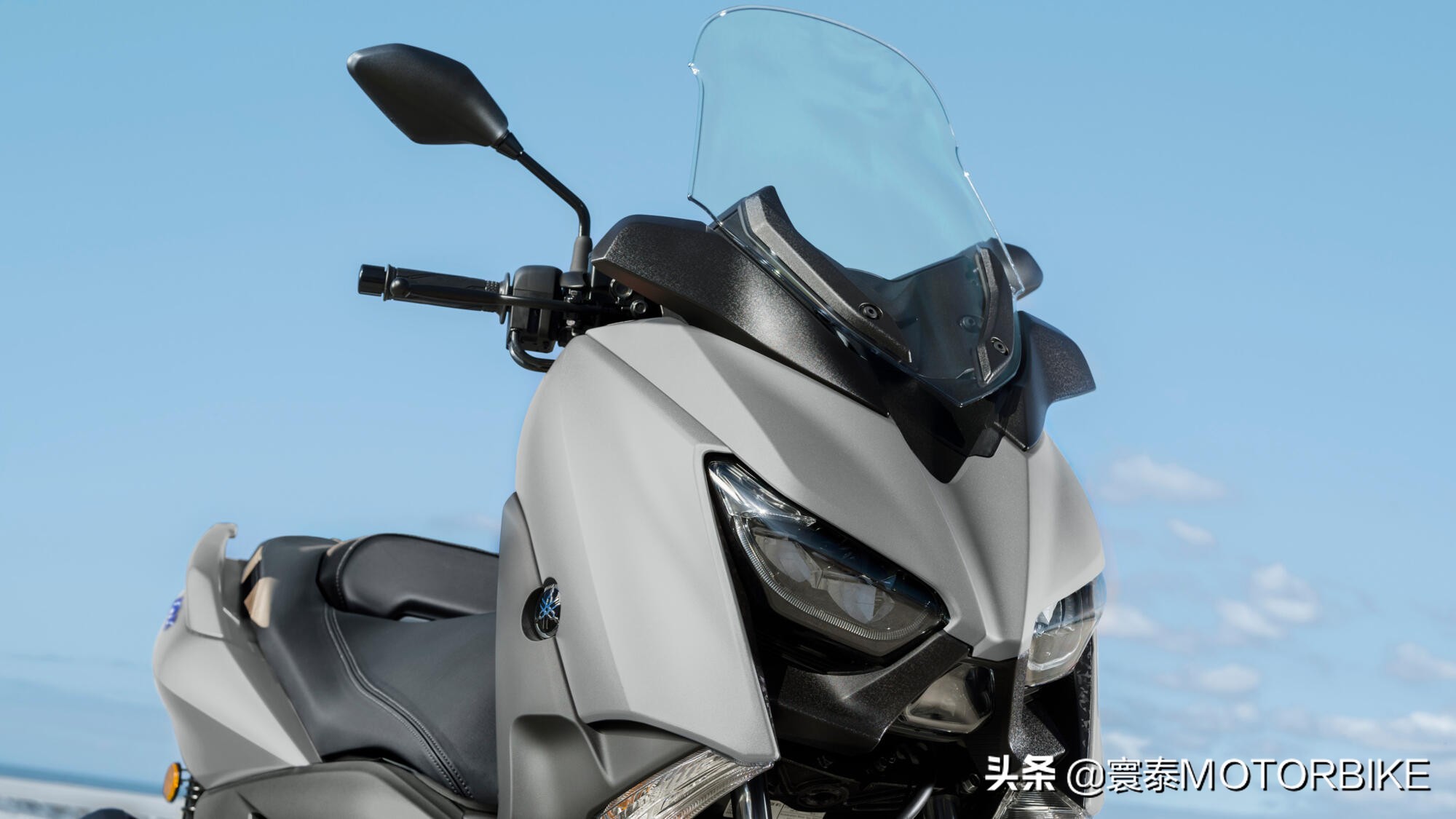 不管承认与否，它依然是最畅销运动绵羊之一！XMAX升级上市