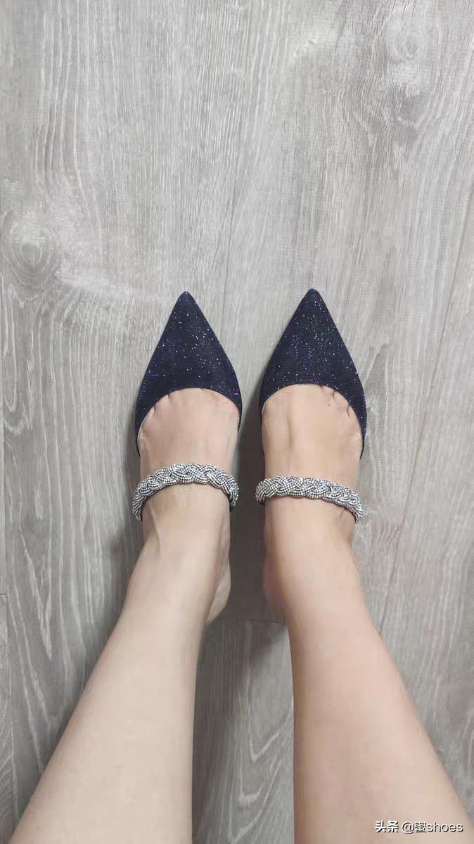 思加图复古玛丽珍鞋穿搭,思加图玛丽珍亮钻