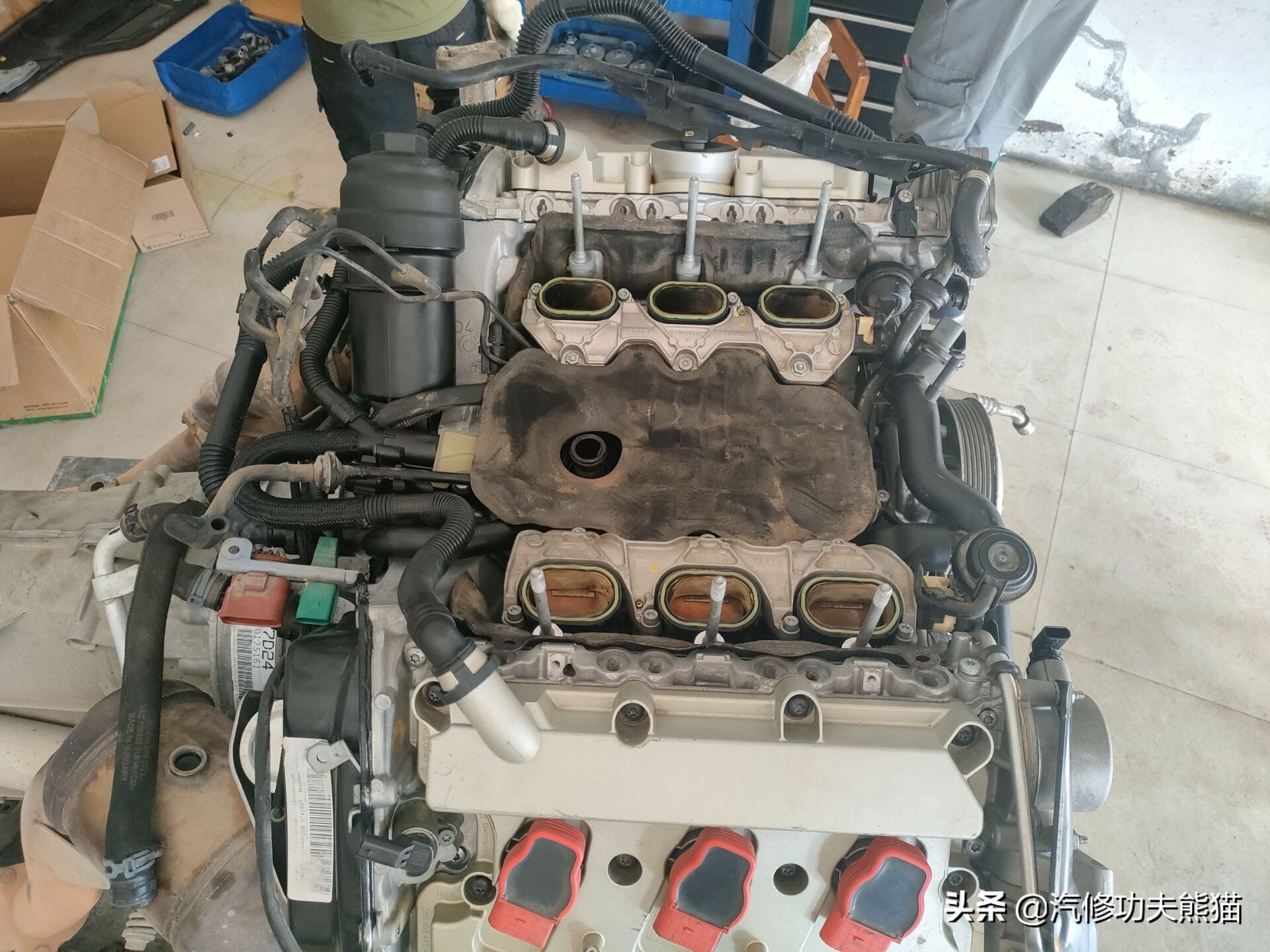 奥迪a8烧机油吗48v轻混,奥迪a8烧机油一千公里烧0.5正常吗