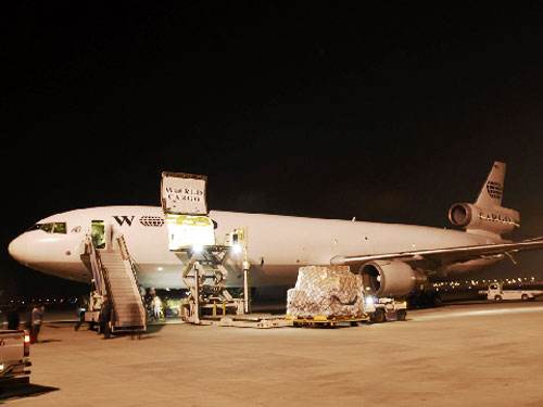 飞机托运行李会被扣留吗,坐飞机被托运的东西怎么处理