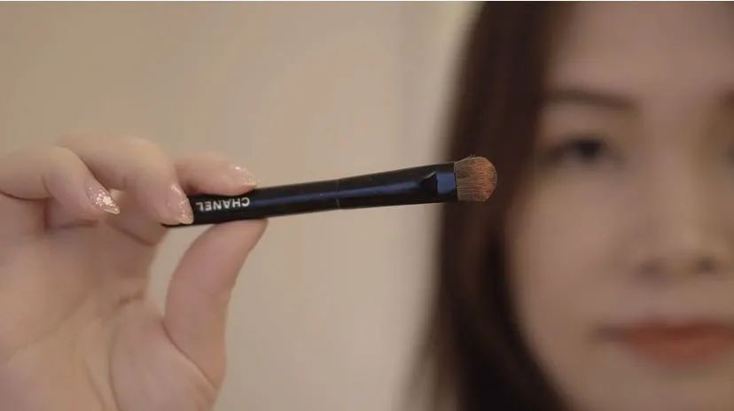 我终于找到比美妆蛋省粉100倍的宝藏刷子