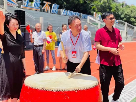 大刀阔斧搞改革:潘先根与成都高新实验的这十年