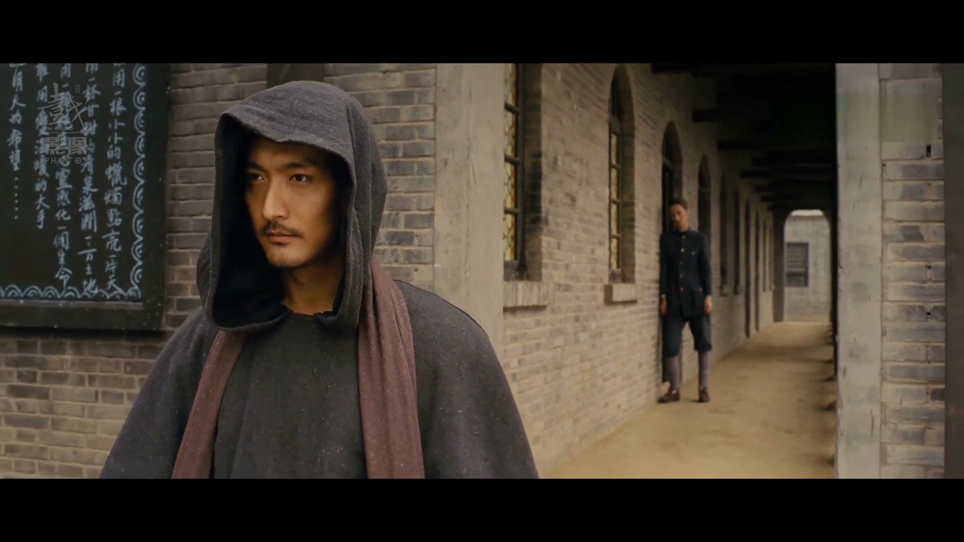 少年目睹姐姐被*暴强**深度抑郁,成为绝世高手却终究敌不过时代