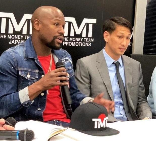 梅威瑟参观迪拜土豪别墅,梅威瑟炫富开跑车