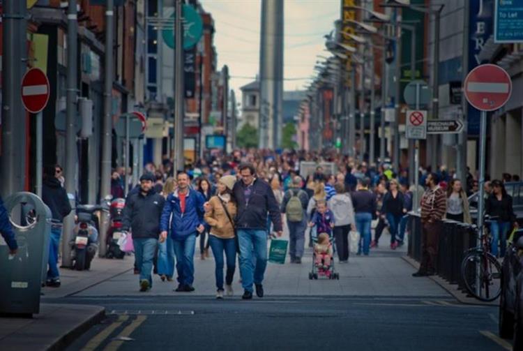 身边的人都结婚了该怎么办,身边的人都结婚了怎么安慰