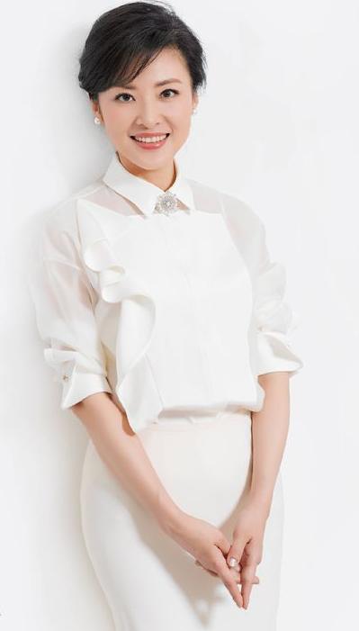 赵薇蒋雯丽长相分析,蒋雯丽比赵薇大10岁