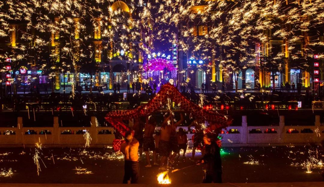 台儿庄春节旅游攻略,台儿庄古城过年