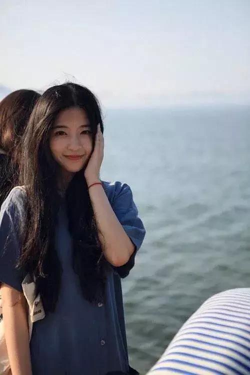 都说网红“短命”，她却火了七年还没够