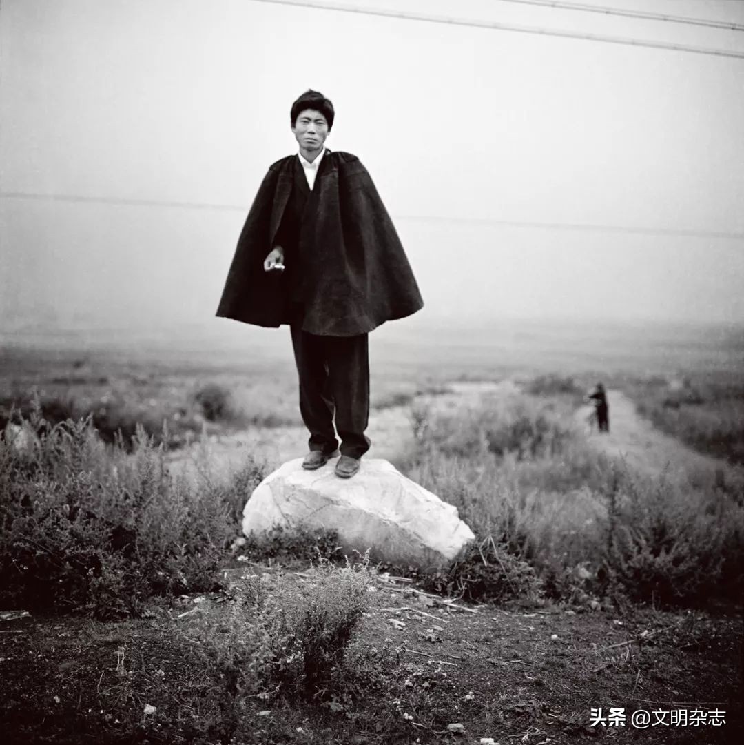 荒诞而无法预测的影像人生:他的思想高过了山