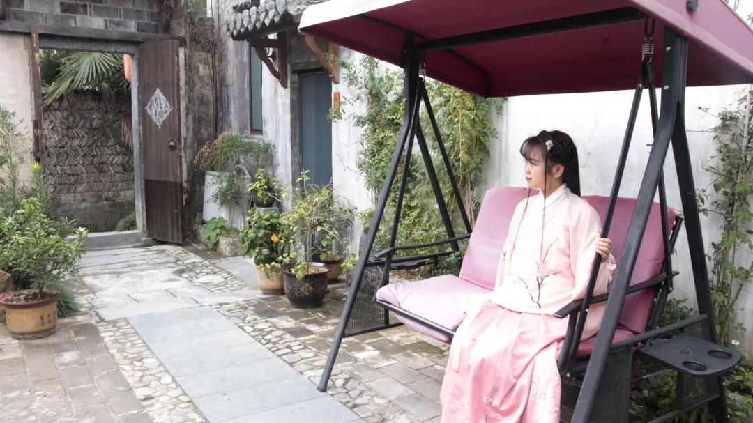 民宿徽派之美,徽派元素侘寂风民宿