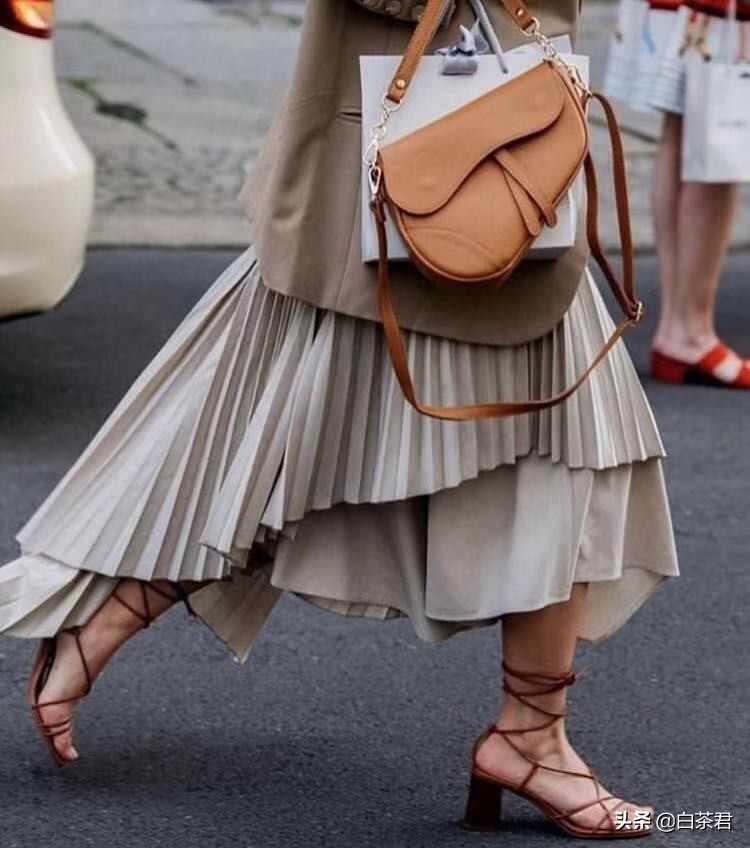 2019最热的大牌腋下包,2022最值得买的腋下包