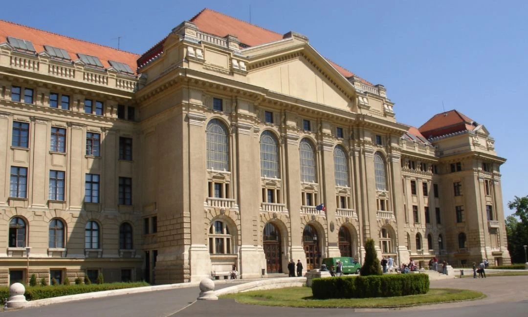 匈牙利留学优缺点一览表,匈牙利留学最好专业排名