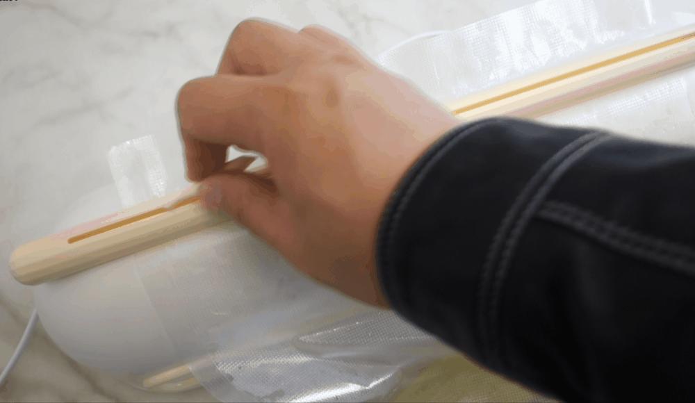 家用真空食物保鲜机,家用小型真空保鲜神器