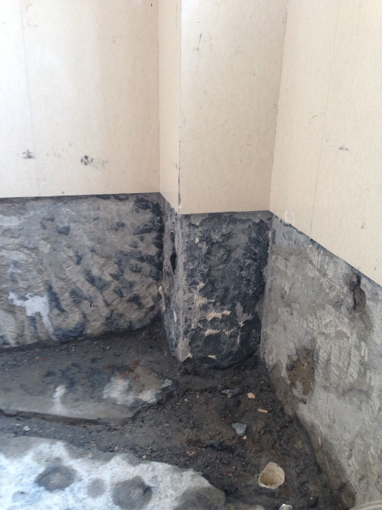 卫生间瓷砖缝隙渗水修补方法,墙砖里水管渗水怎么修补