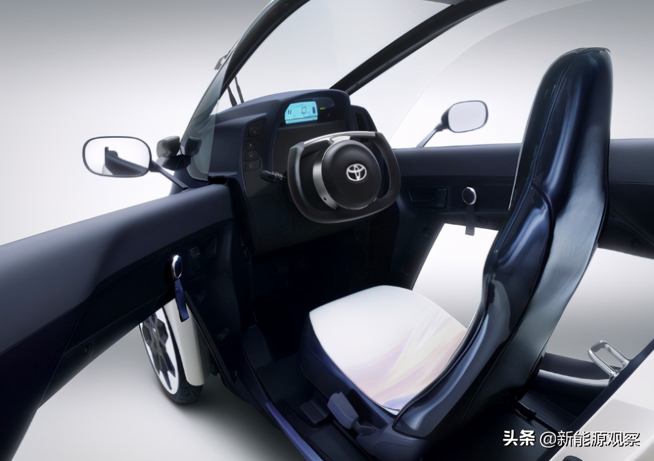 东风miniev与五菱宏光马卡龙对比,五菱宏光minievgameboy版