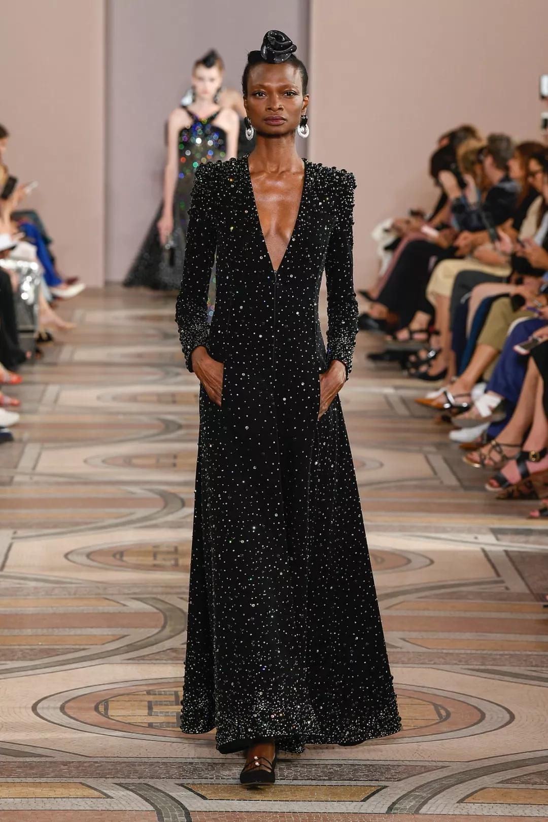 优雅不是炫耀,阿玛尼高定装