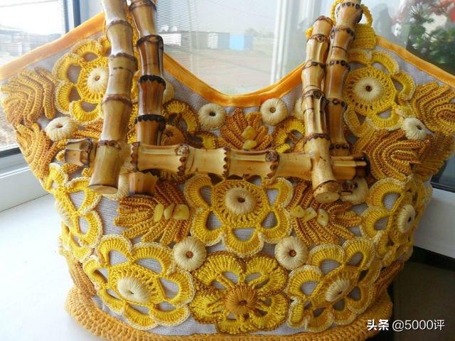 爱尔兰钩花编织的包包，太有档次了