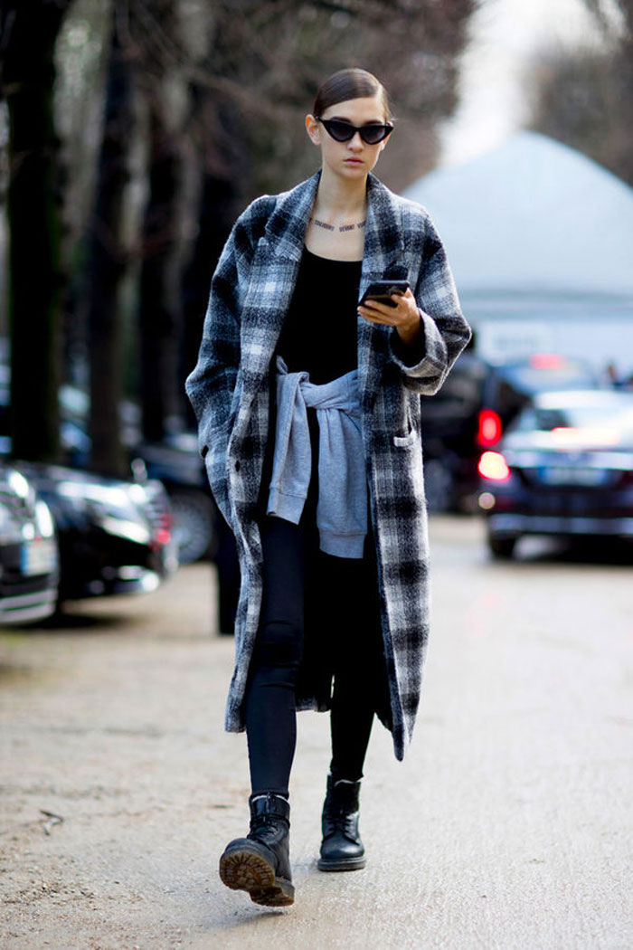 脚骨大适合穿哪种鞋,脚大的女生怎么穿鞋显脚小