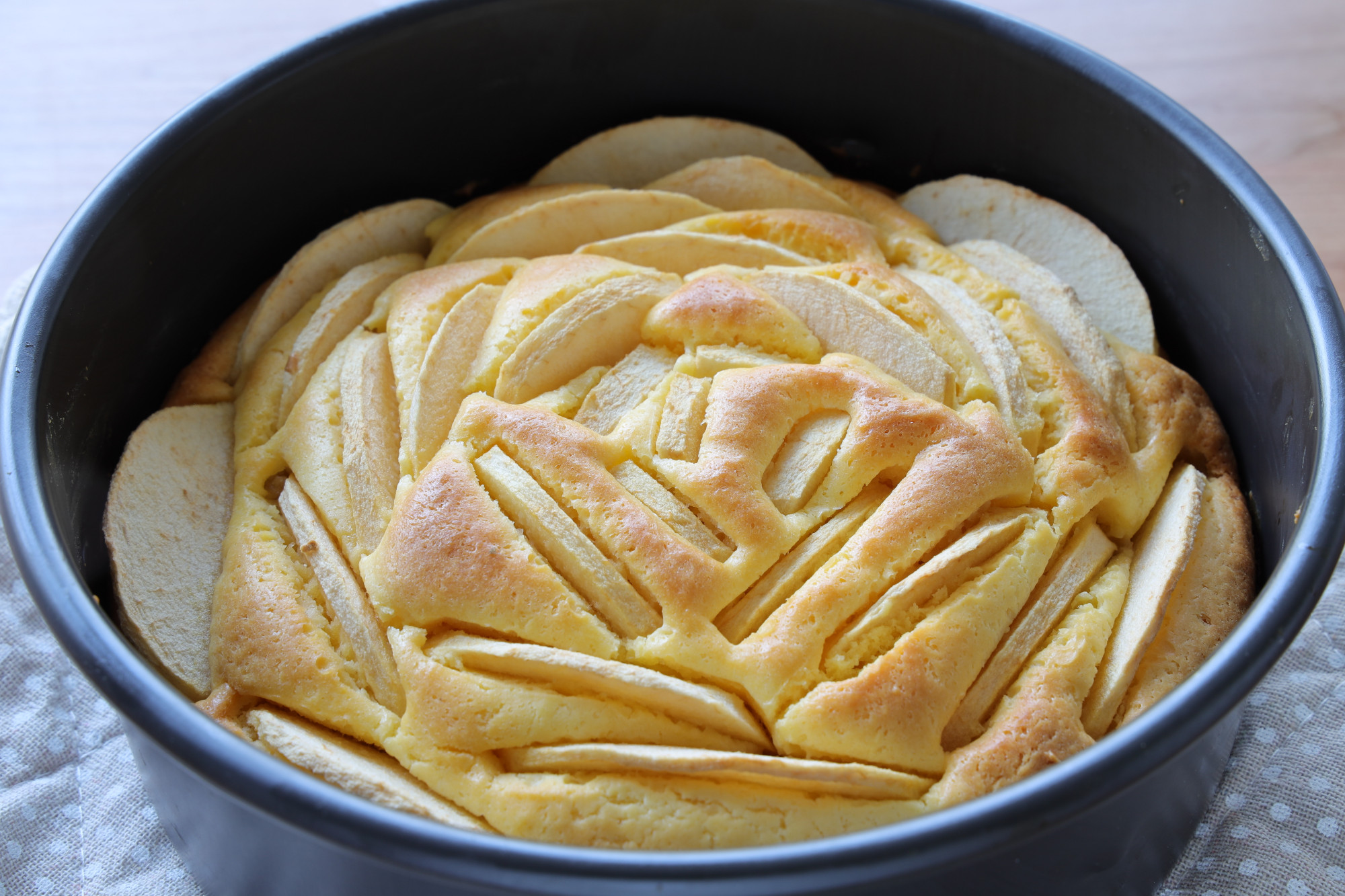 怎么做好吃又简单的蛋糕颜值还高,怎样做出来的蛋糕口感轻盈又营养