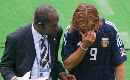 男儿有泪不轻弹迪巴拉,男儿有泪不轻弹nba解说员