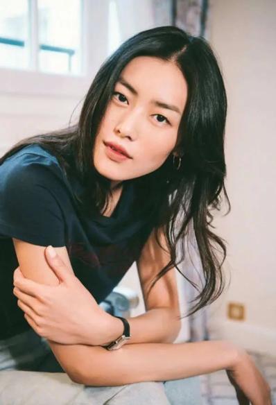 脸上有这4个标记是天生美人脸,脸上有哪些特征比较好看