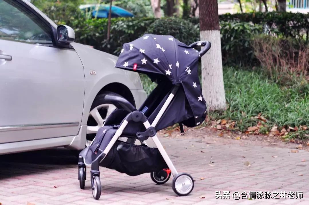 给孩子换个新车,qborn婴儿推车开箱