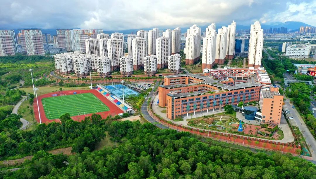 深圳坪山同心源外国语学校,深圳坪山外国语学校图片