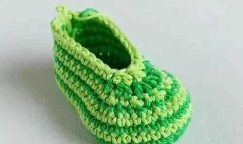 0-6个月宝宝鞋钩针教程图解,一款超可爱的宝宝鞋