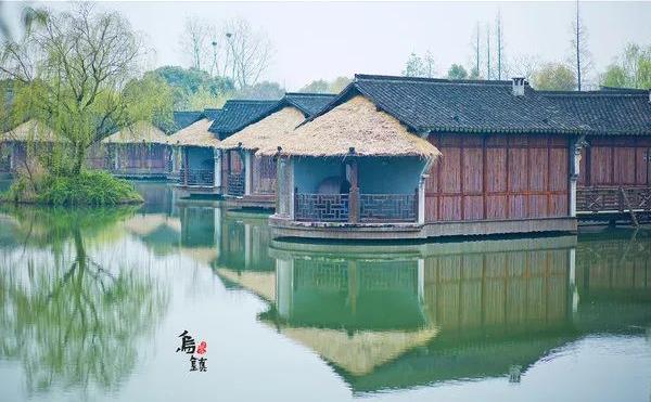 最后的枕水人家视频,最后的水乡古镇