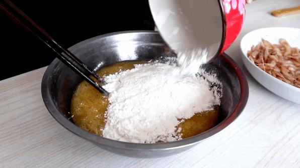 怎样做小白虾炒韭菜,小白虾炒韭菜做法