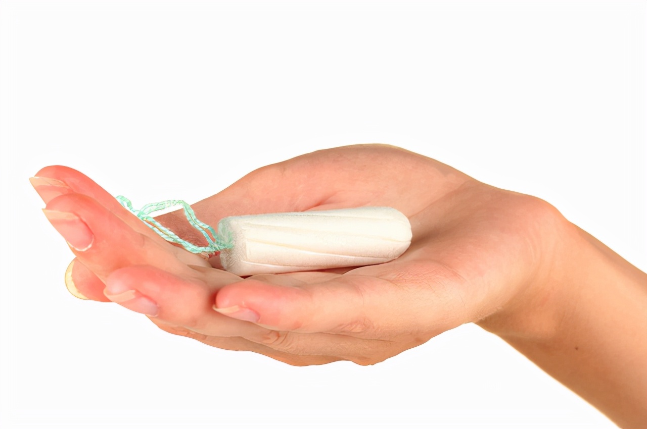 为何外国女人爱用卫生棉条,中国女人却很少用?可能与这几点有关
