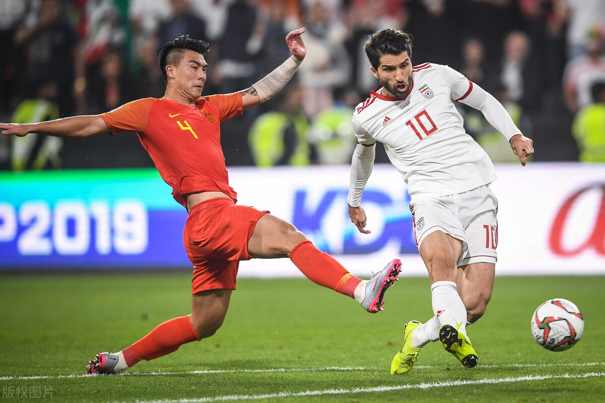 国家队阵型及战术特点,战术打法上的一个误区