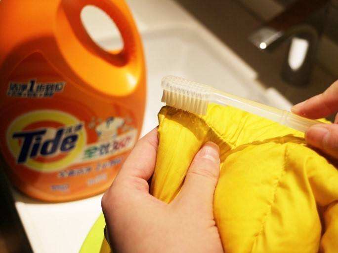 充绒量绒子含量怎么区分,如何从材质上鉴别羽绒服质量好坏