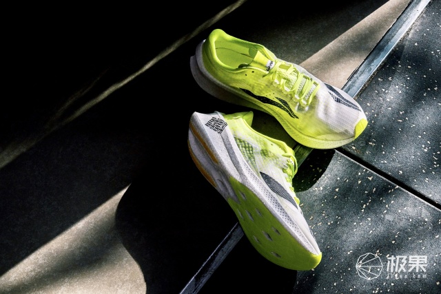 最狠的鞋子,全网最狠的鞋子