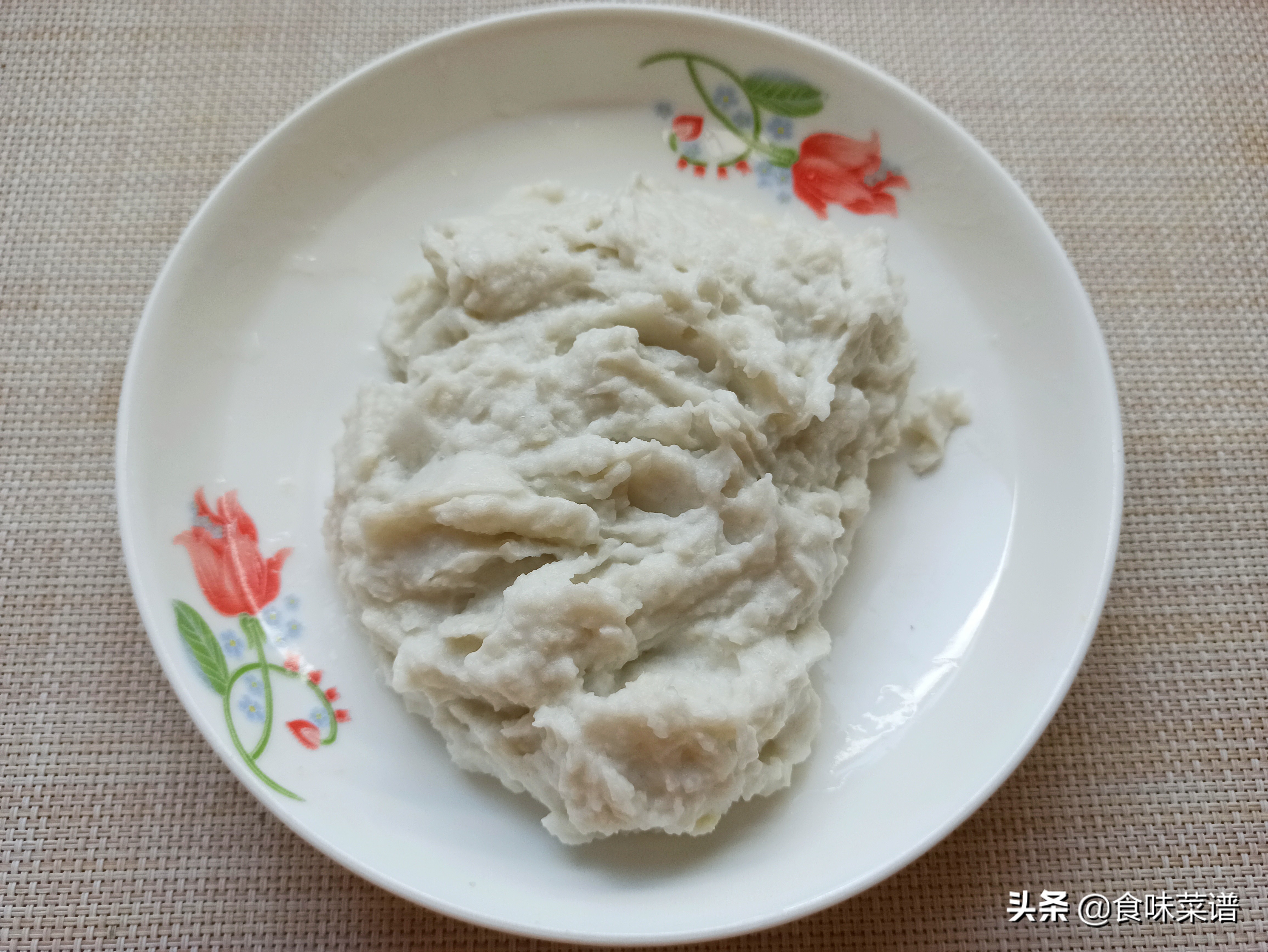 自从学会芋头这做法，我家一周吃三次，营养美味，咬一口酥脆软糯