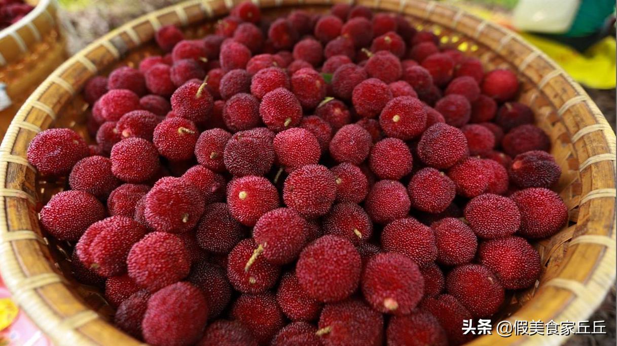 怎样泡出杨梅酒好喝的味道,泡杨梅酒怎么发酵好喝又简单