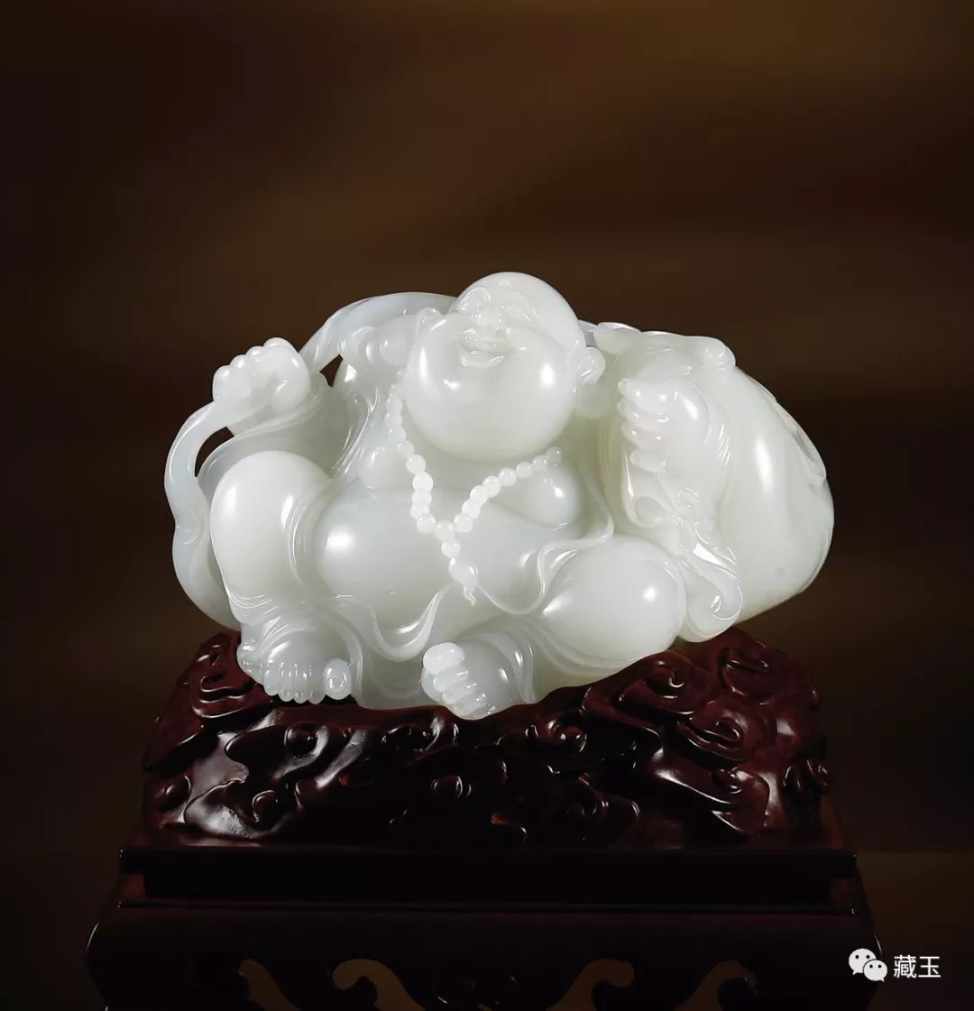 新疆和田玉山料和青海山料哪个好,和田玉山料最好的是什么