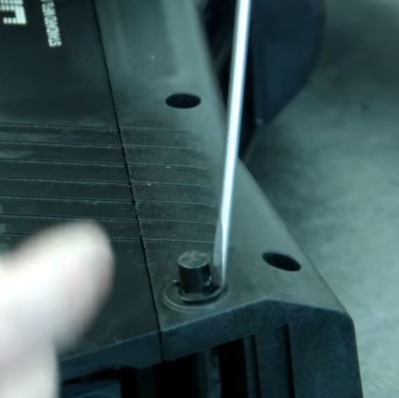 列文虎克观察什么,盘点吃鸡游戏里的各种枪械