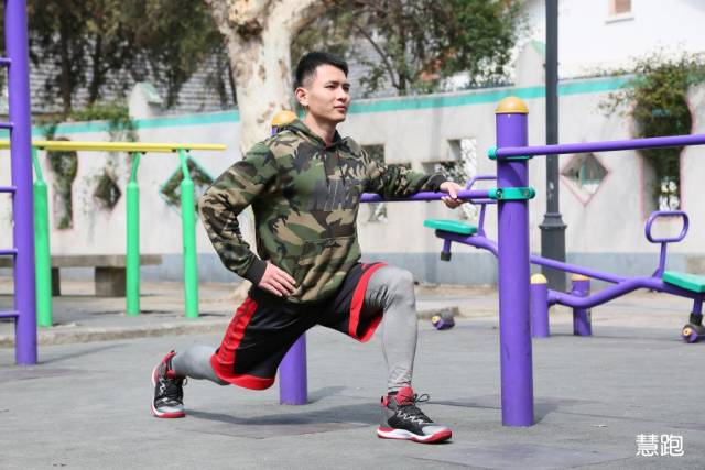 5公里跑后拉伸动作,跑后拉伸详细教程